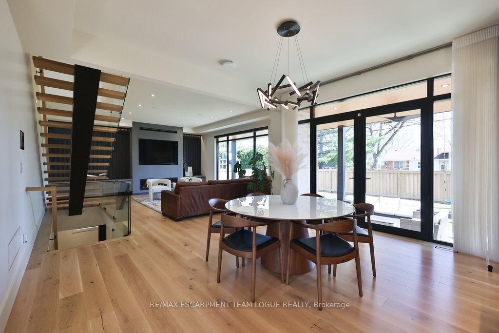 4482 Cosburn Crescent - Photo 10