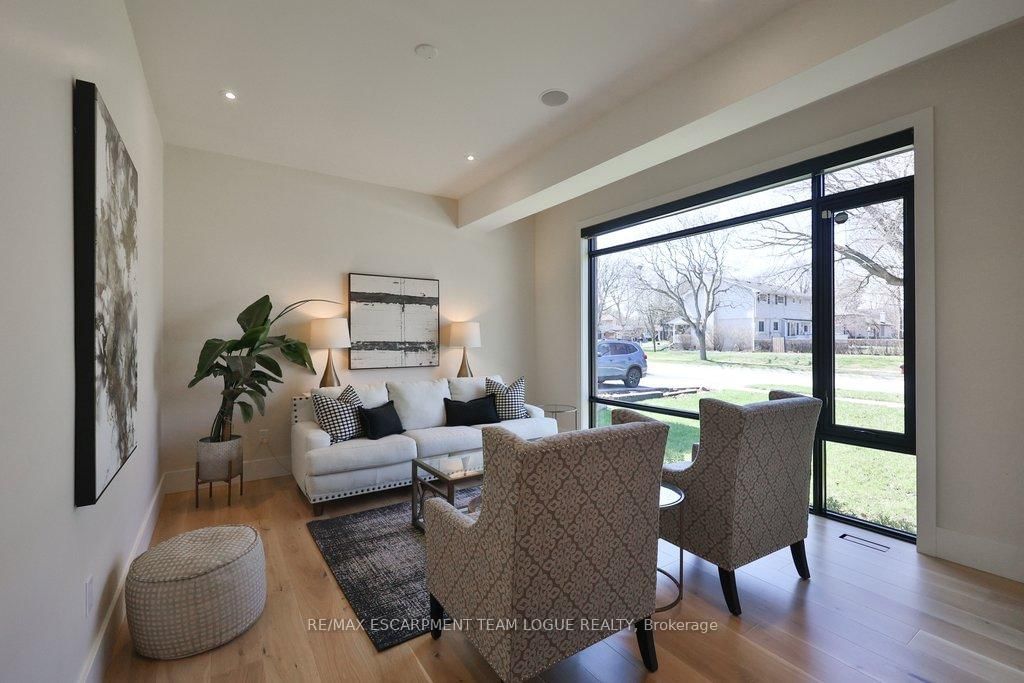 4482 Cosburn Crescent - Photo 14