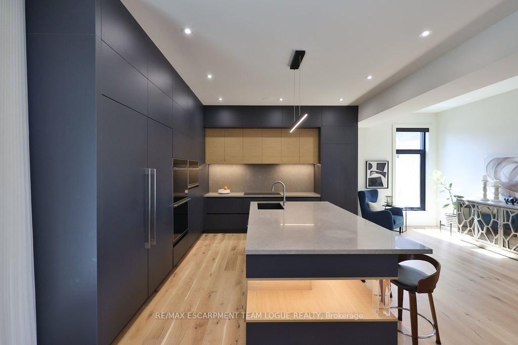 4482 Cosburn Crescent - Photo 6