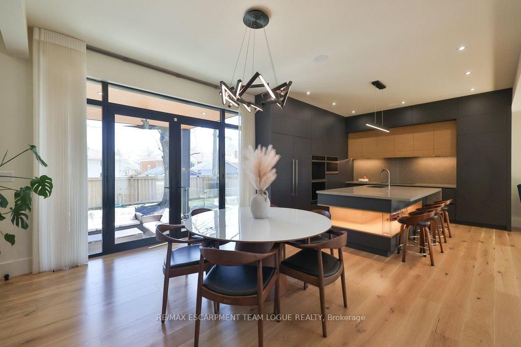 4482 Cosburn Crescent - Photo 9