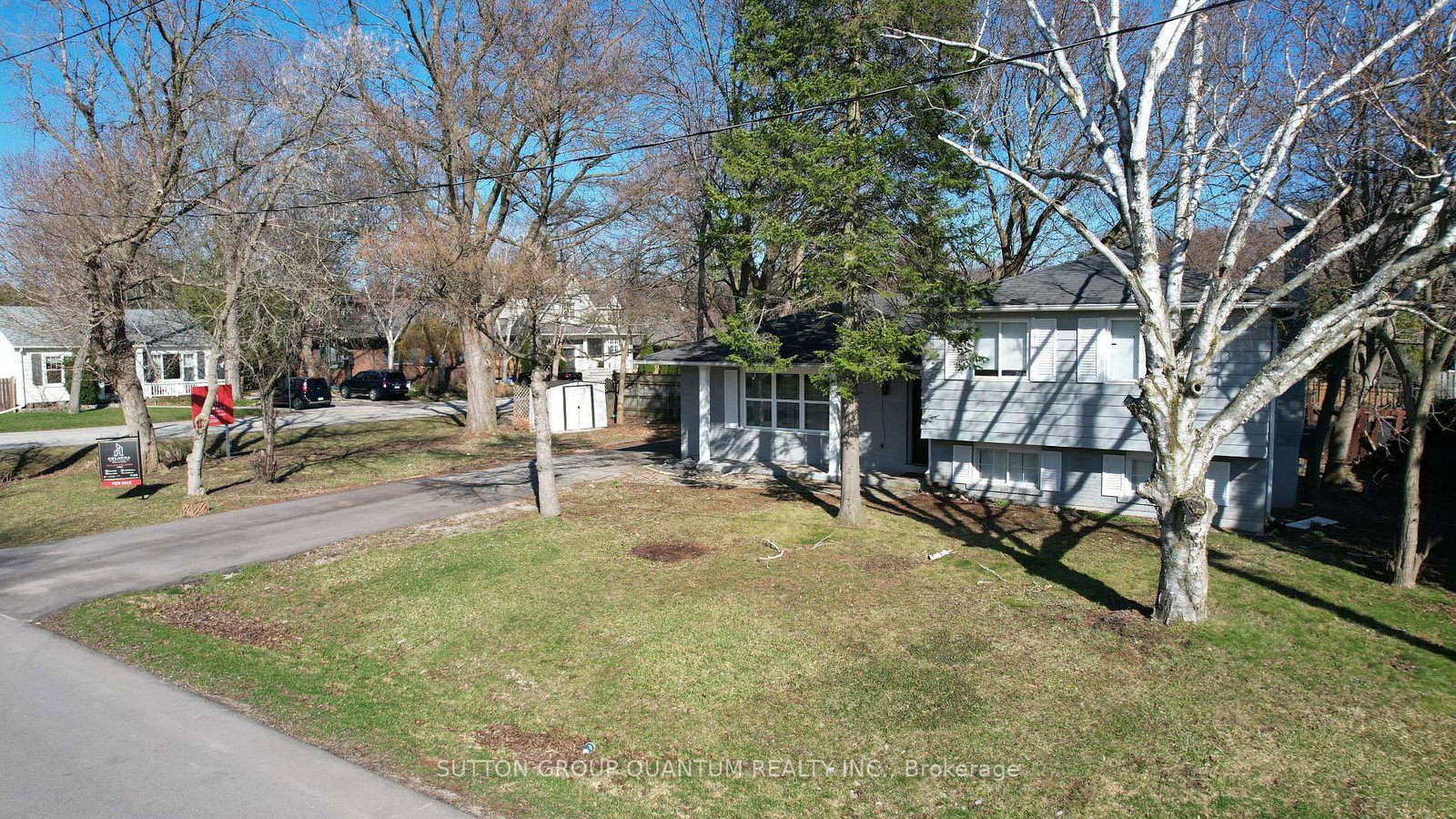 3118 Victoria Street