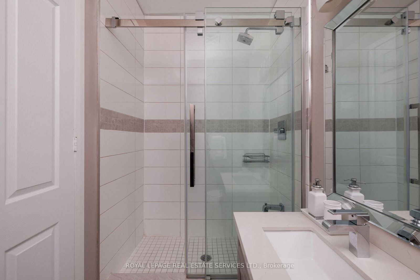 2470 Prince Michael Drive, Unit 708 - Photo 25