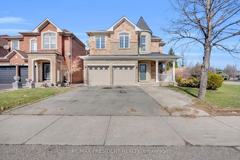 1 Crown Victoria Dr, Brampton, L7A 3A2 | Image 2
