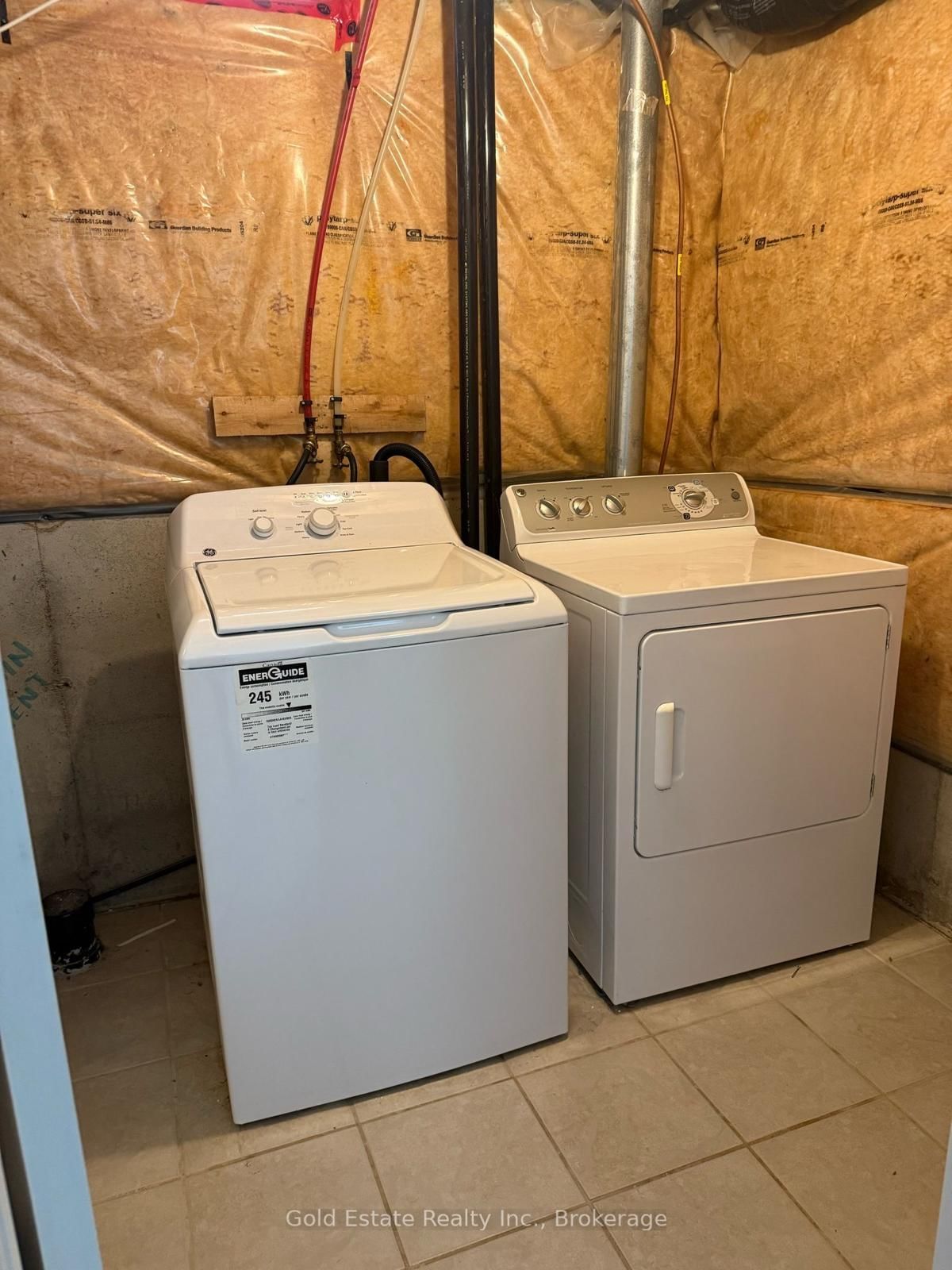 1387 Marshall Crescent, Unit LOWER - Photo 15