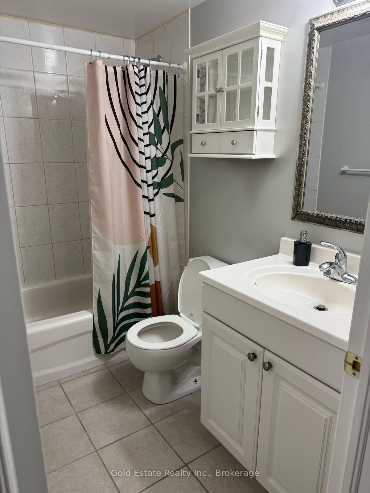 1387 Marshall Crescent, Unit LOWER - Photo 7