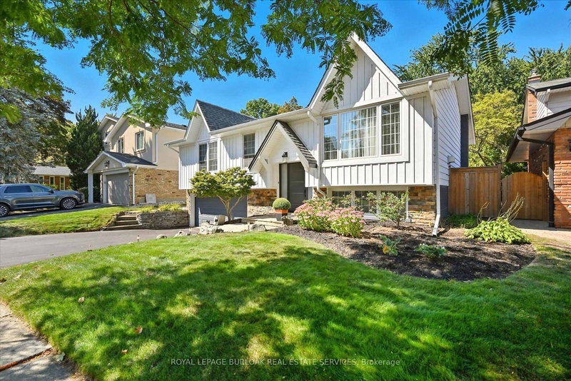 3299 Spruce Ave, Burlington, L7N 1J5 | Image 2