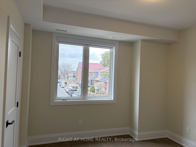 Apt 2 - 225 Mcroberts Avenue