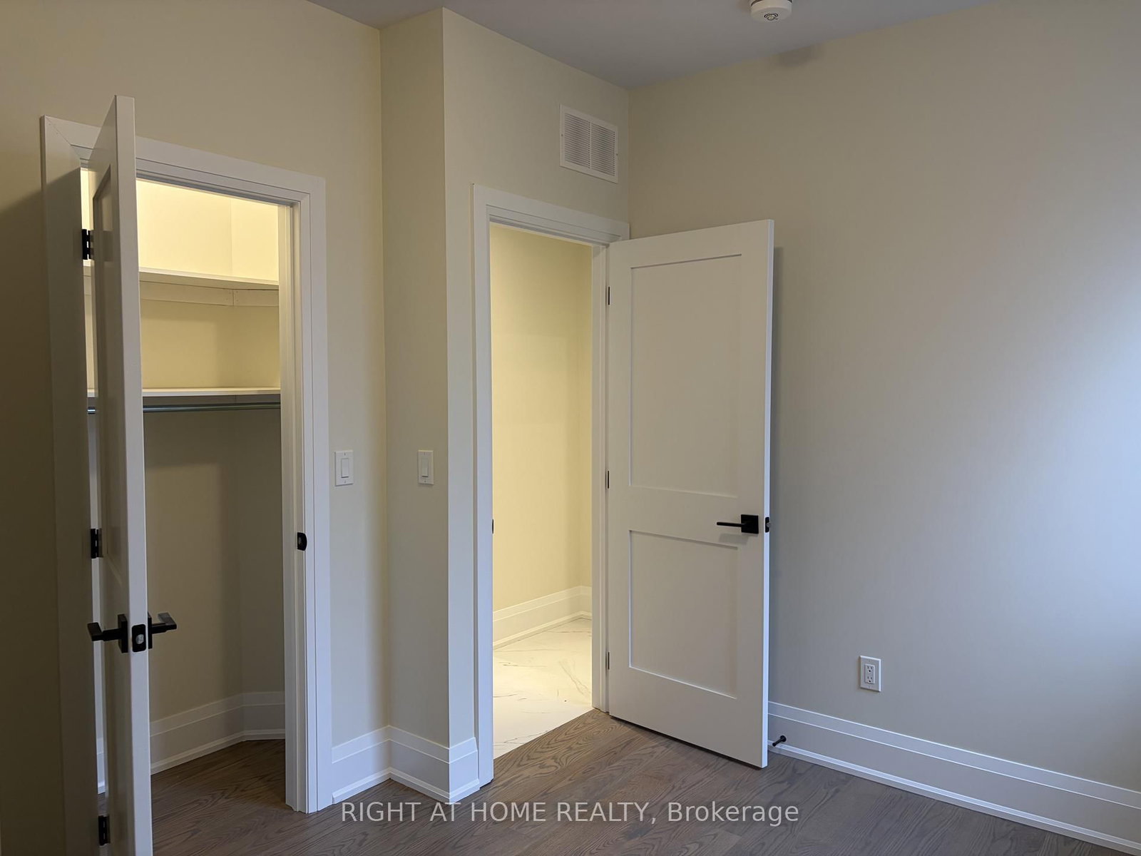 225 Mcroberts Avenue, Unit Apt 2 - Photo 6