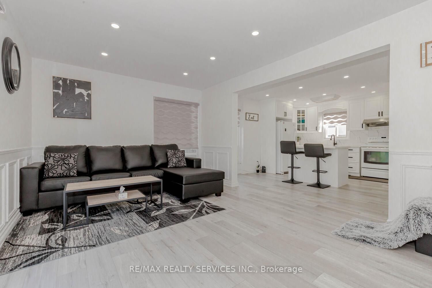 Detached House for sale at 13 Greenbush Court, Brampton, Ontario, L6S 2K2 - Northgate - MLS: W12985234