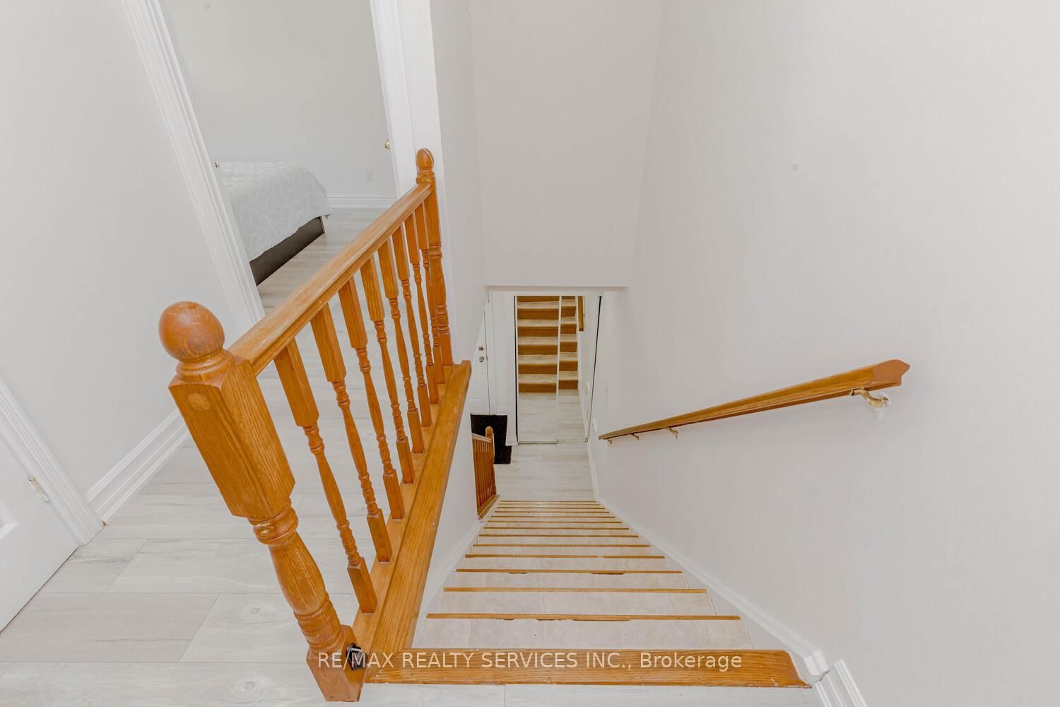 Detached House for sale at 13 Greenbush Court, Brampton, Ontario, L6S 2K2 - Northgate - MLS: W12985234