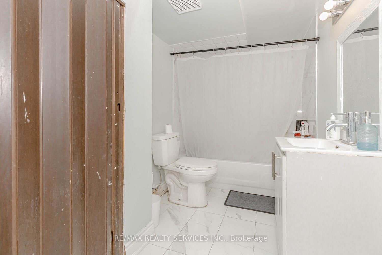 Detached House for sale at 13 Greenbush Court, Brampton, Ontario, L6S 2K2 - Northgate - MLS: W12985234