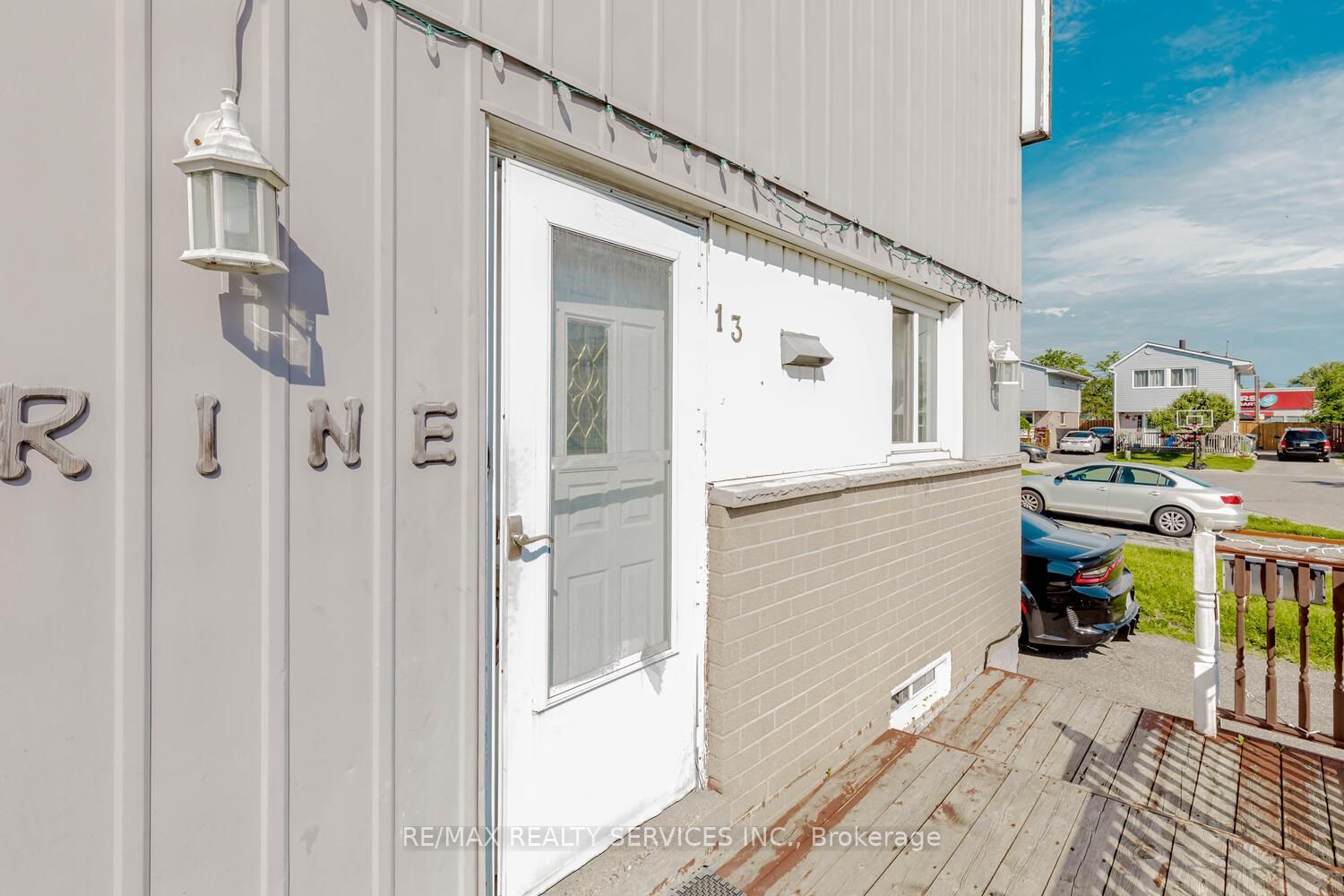 Detached House for sale at 13 Greenbush Court, Brampton, Ontario, L6S 2K2 - Northgate - MLS: W12985234