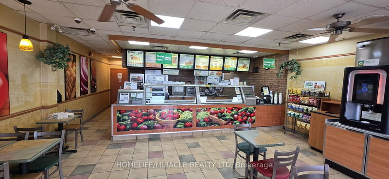 6465 Airport Rd, Mississauga, L4V 1E4 | Image 2