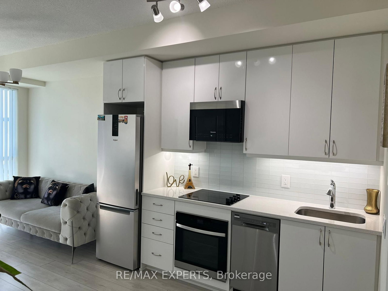 38 Annie Craig Drive, Unit 3806 - Photo 4