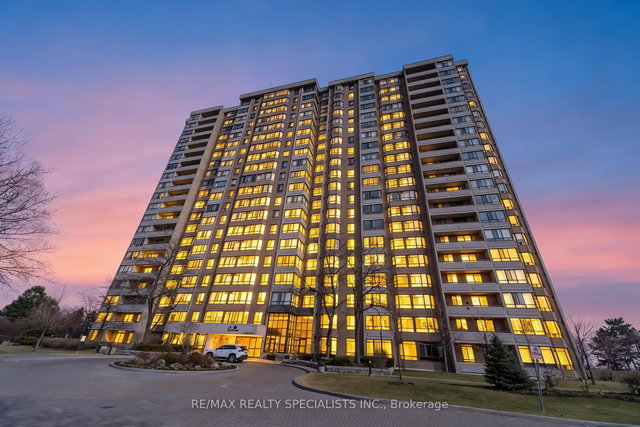 1604 - 100 County Court Boulevard