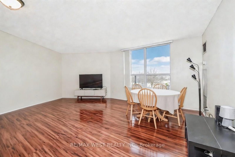 313 - 6 Humberline Dr, Toronto, M9W 6X8 | Image 3