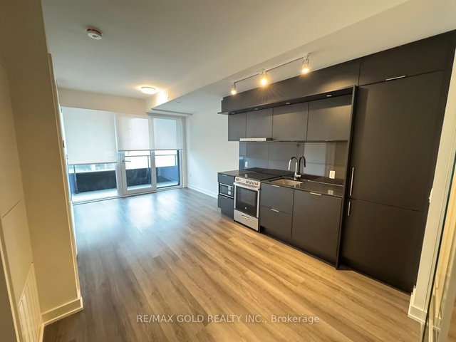 2414 - 448 Burnhamthorpe Road W