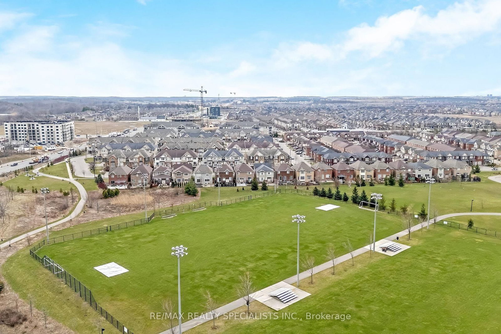 562 Pharo Point - Photo 36