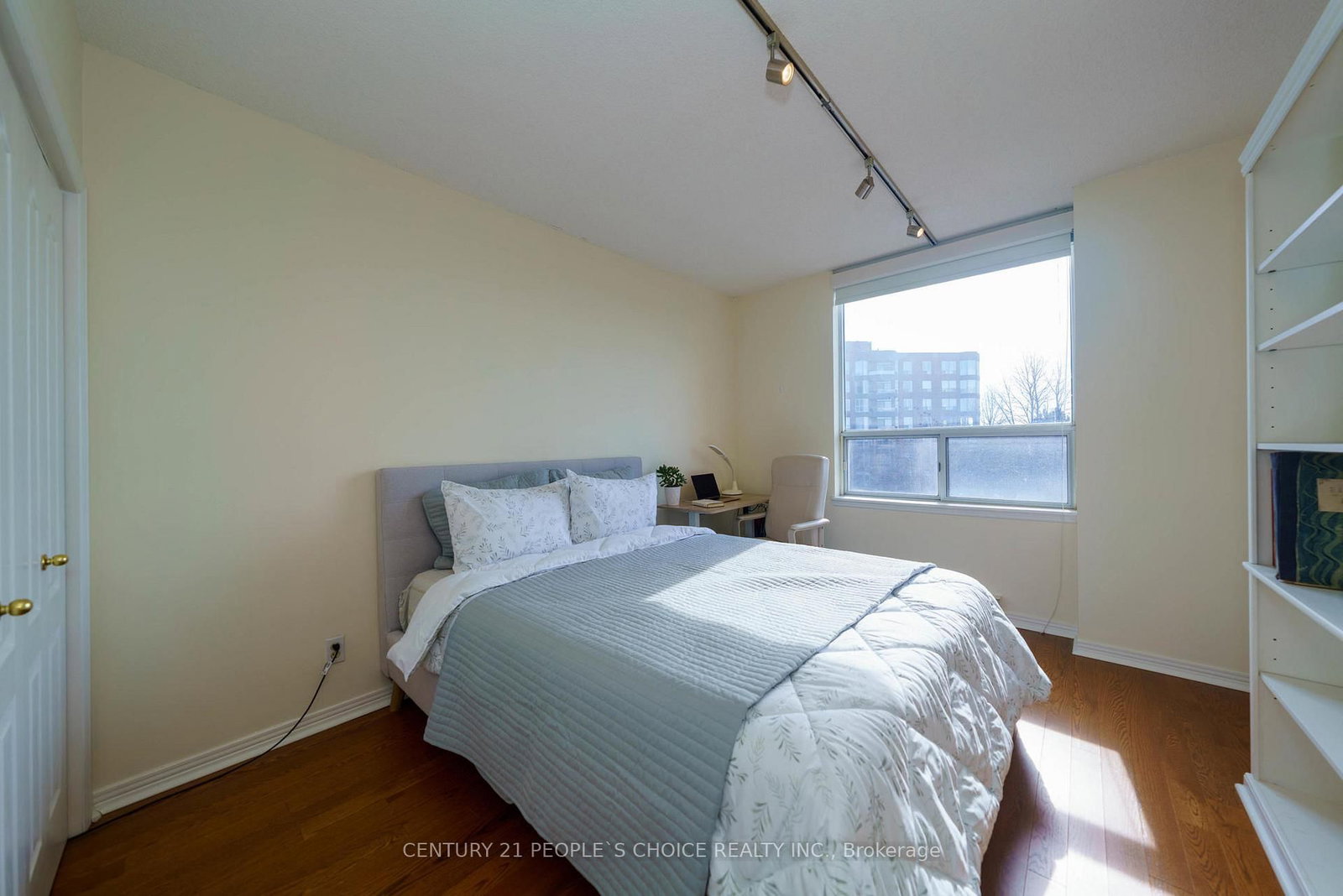 1905 Pilgrims Way, Unit 506 - Photo 22