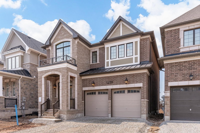 1259 Black Bear Tr, Oakville, L6H 8B2 | Image 2