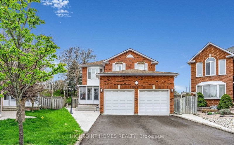 14 Large Crt, Brampton, Ontario