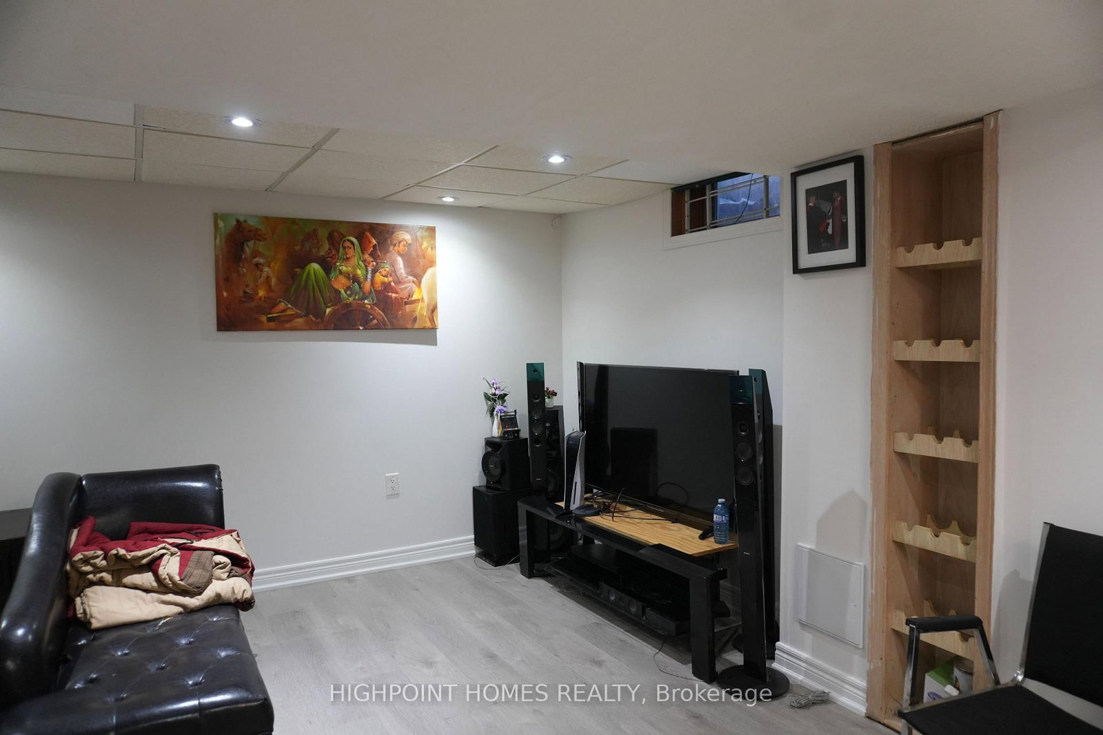 Detached House for sale at 14 Large Court, Brampton, Ontario, L6S 5V2 - Westgate - MLS: W12985642