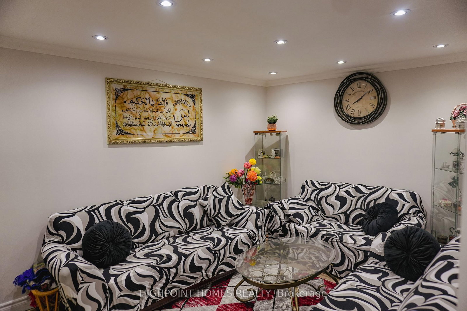 Detached House for sale at 14 Large Court, Brampton, Ontario, L6S 5V2 - Westgate - MLS: W12985642