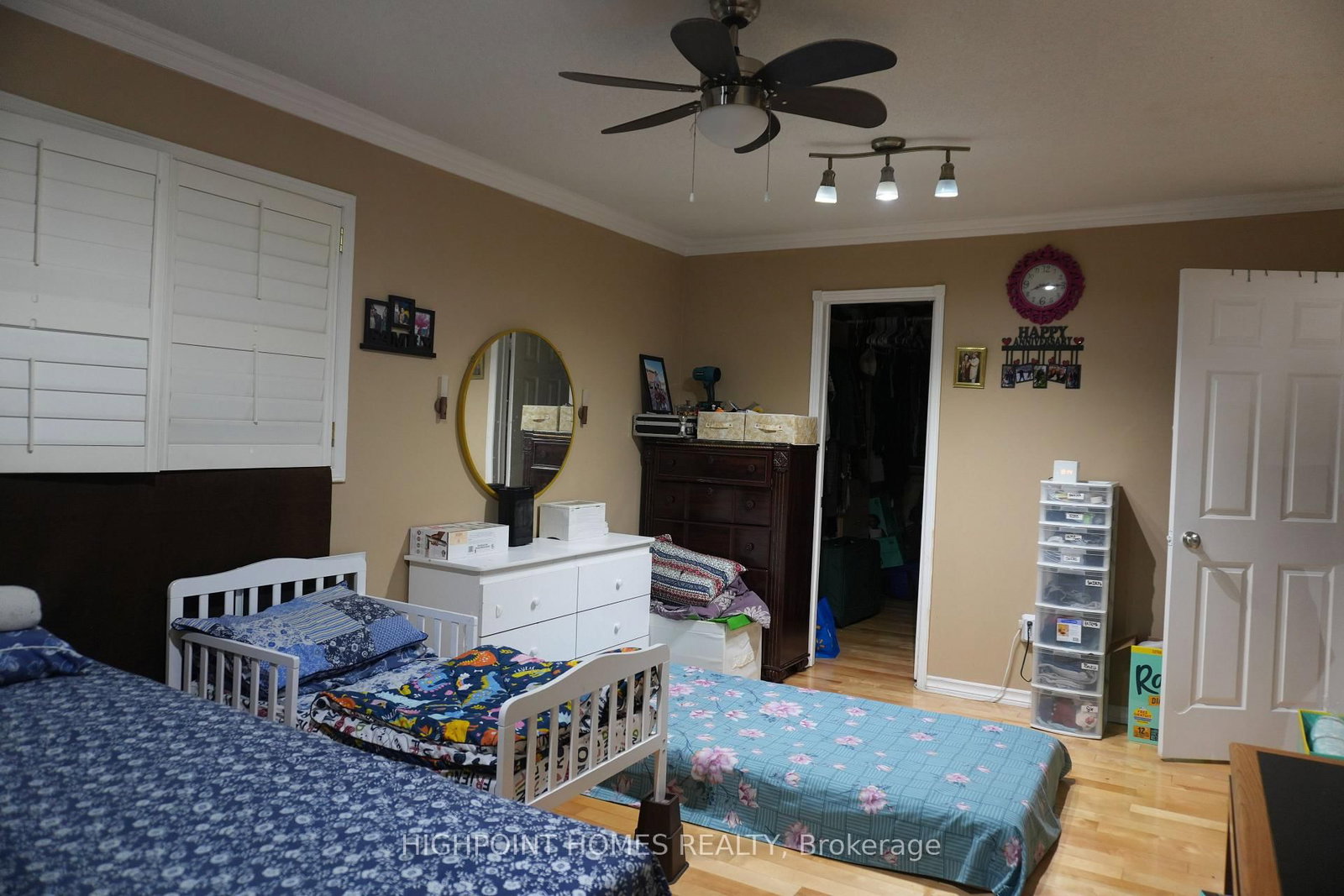 Detached House for sale at 14 Large Court, Brampton, Ontario, L6S 5V2 - Westgate - MLS: W12985642