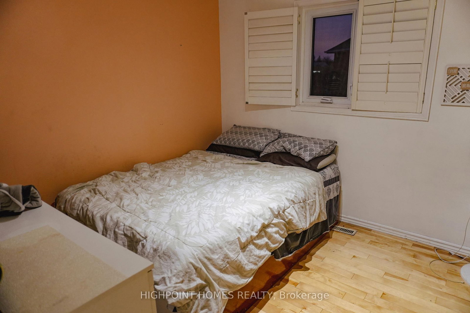 Detached House for sale at 14 Large Court, Brampton, Ontario, L6S 5V2 - Westgate - MLS: W12985642