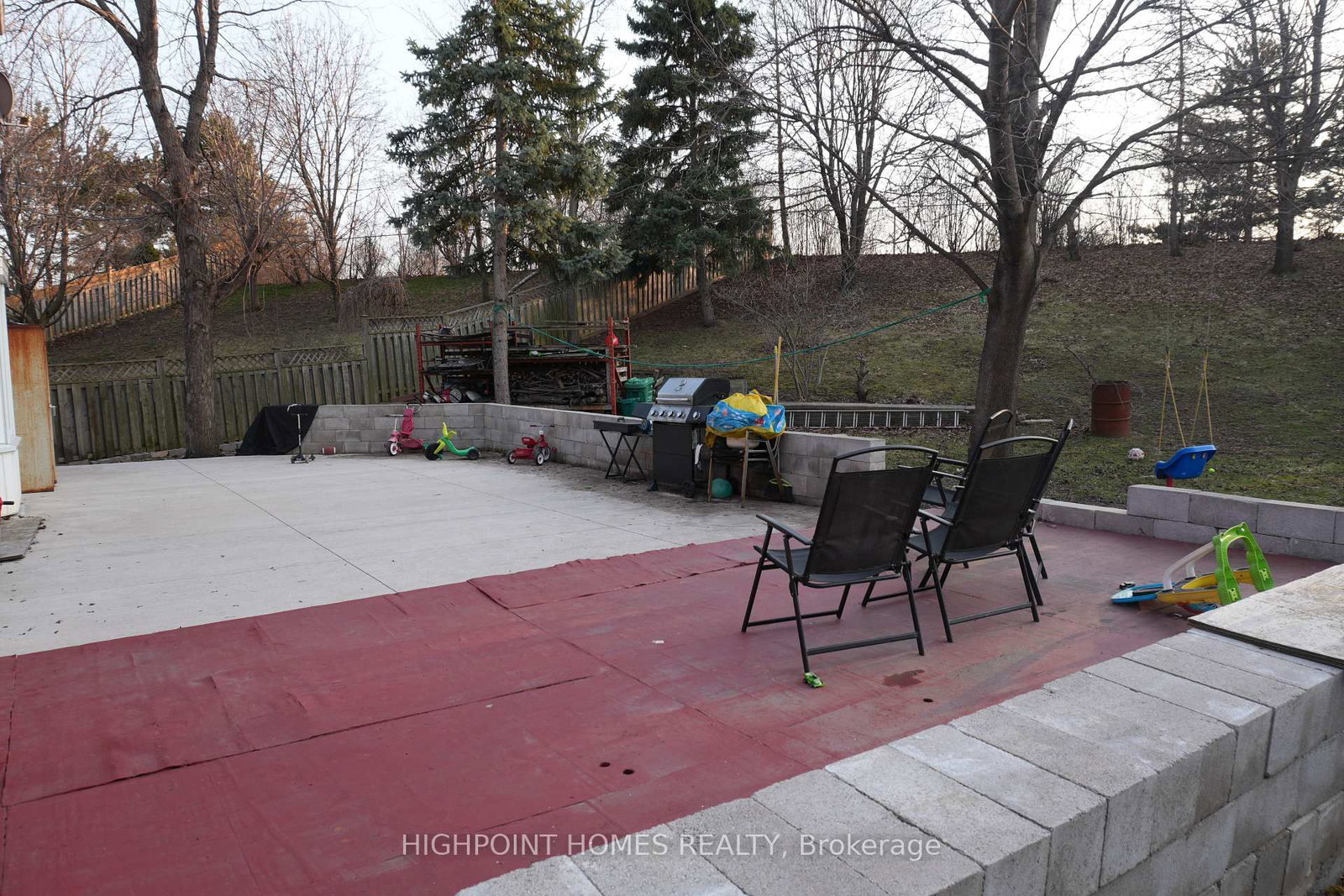 Detached House for sale at 14 Large Court, Brampton, Ontario, L6S 5V2 - Westgate - MLS: W12985642