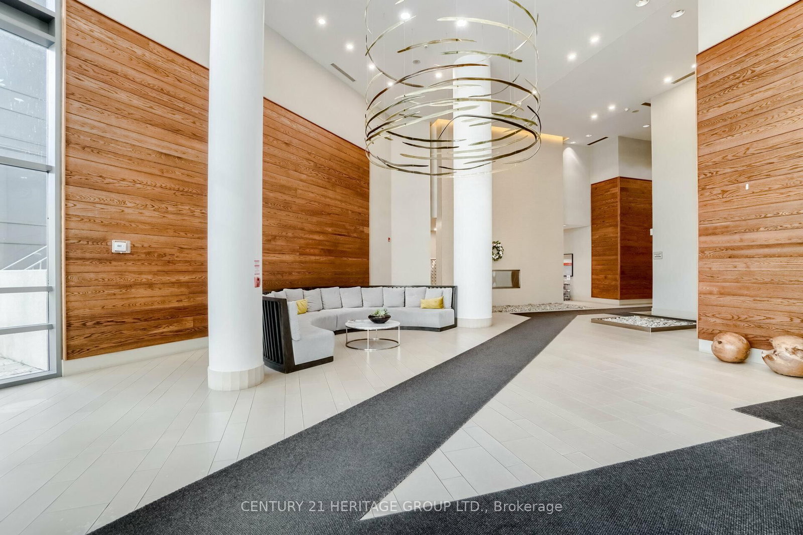 15 Legion Road, Unit 1503 - Photo 2