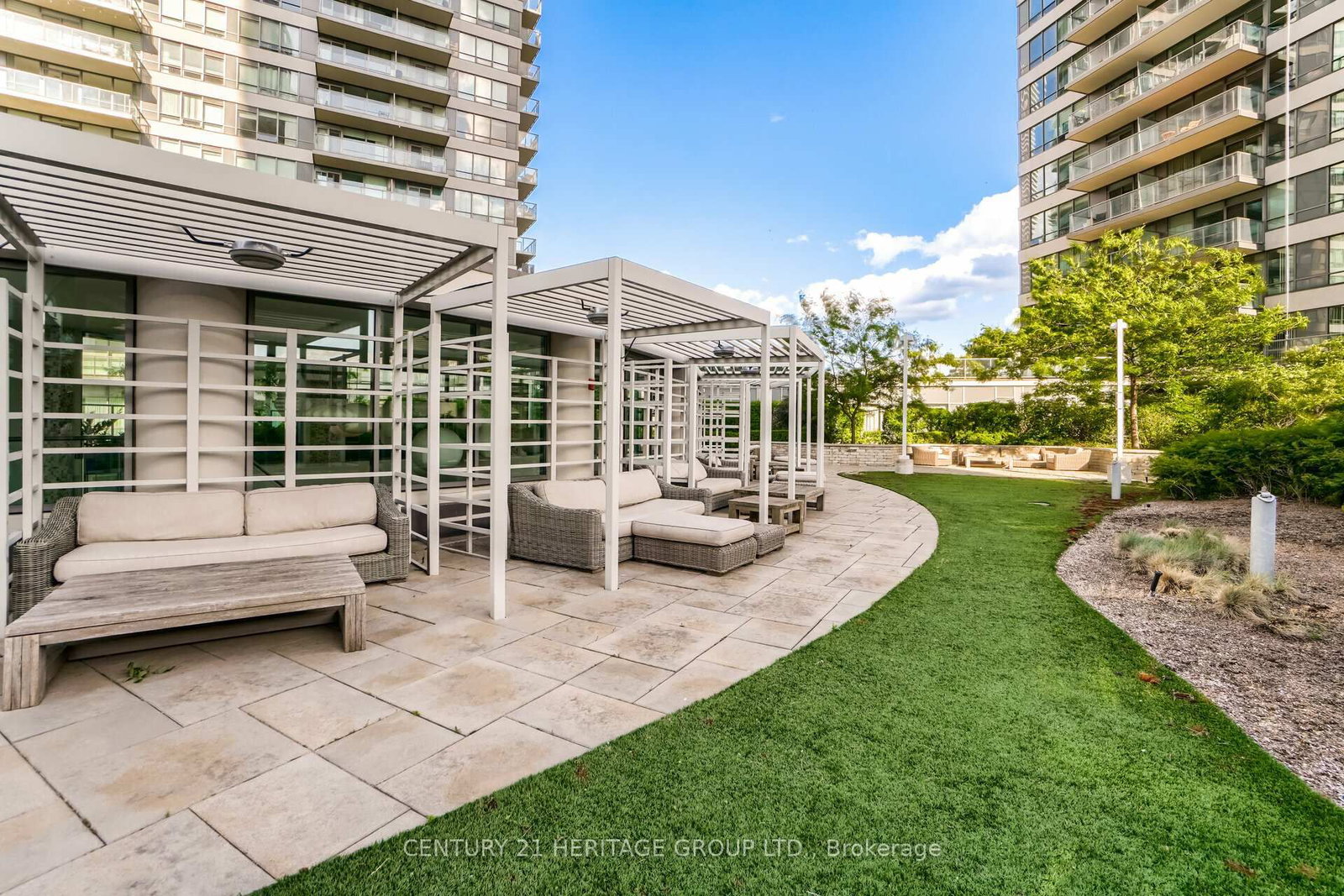 15 Legion Road, Unit 1503 - Photo 22