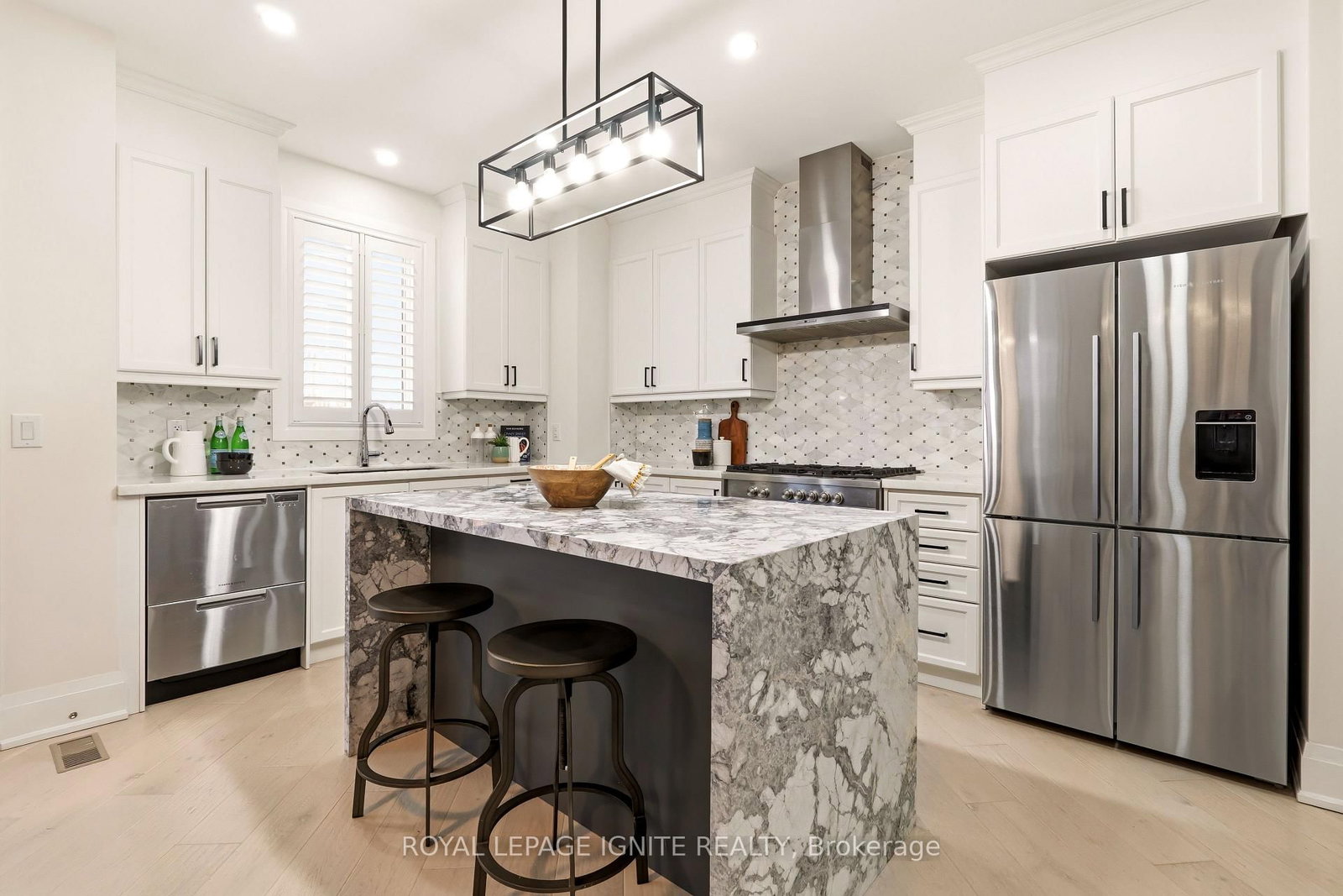 11 Jenwood Crescent - Photo 24