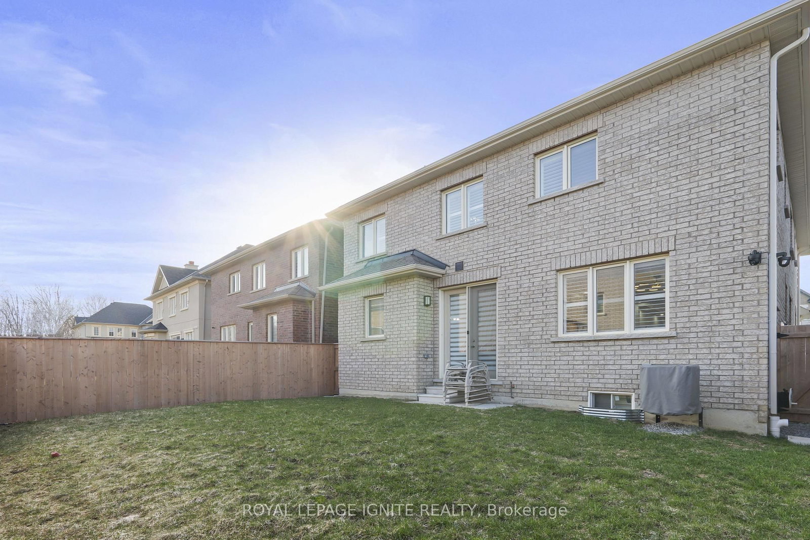 11 Jenwood Crescent - Photo 44