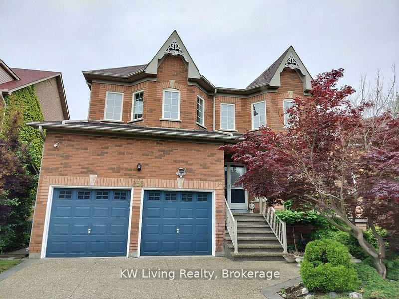858 Silverthorn Mill Ave, Mississauga, Ontario