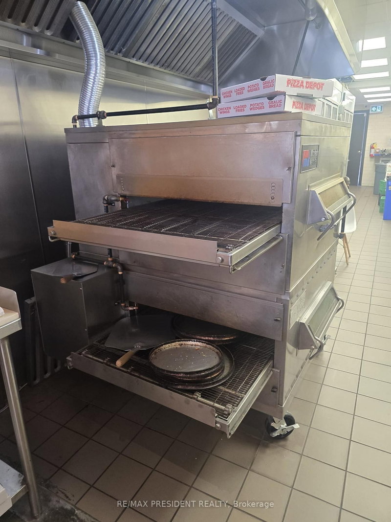 4986 Dundas St W, Toronto, M9A 1B7 | Image 2