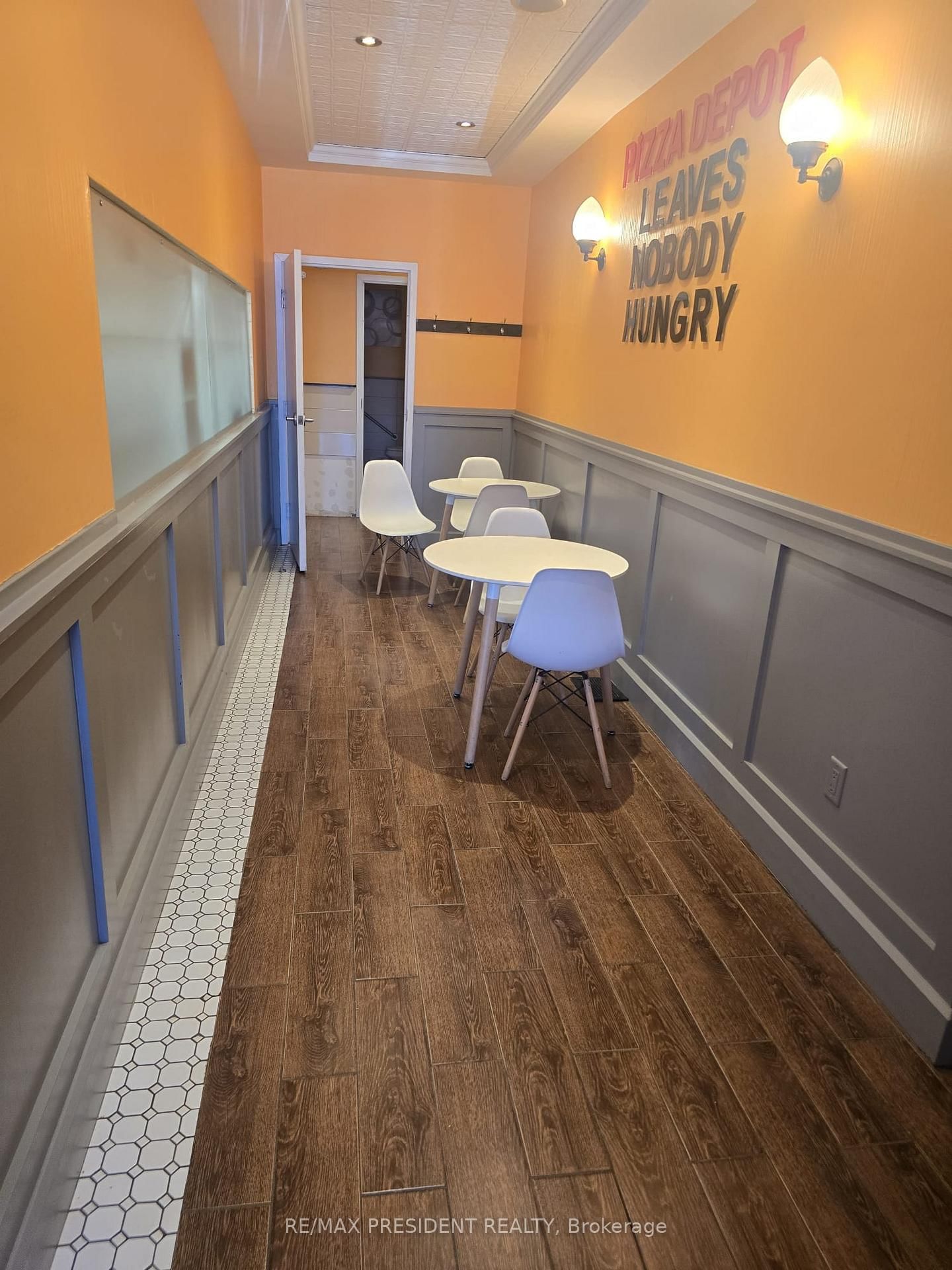 4986 Dundas Street W - Photo 5