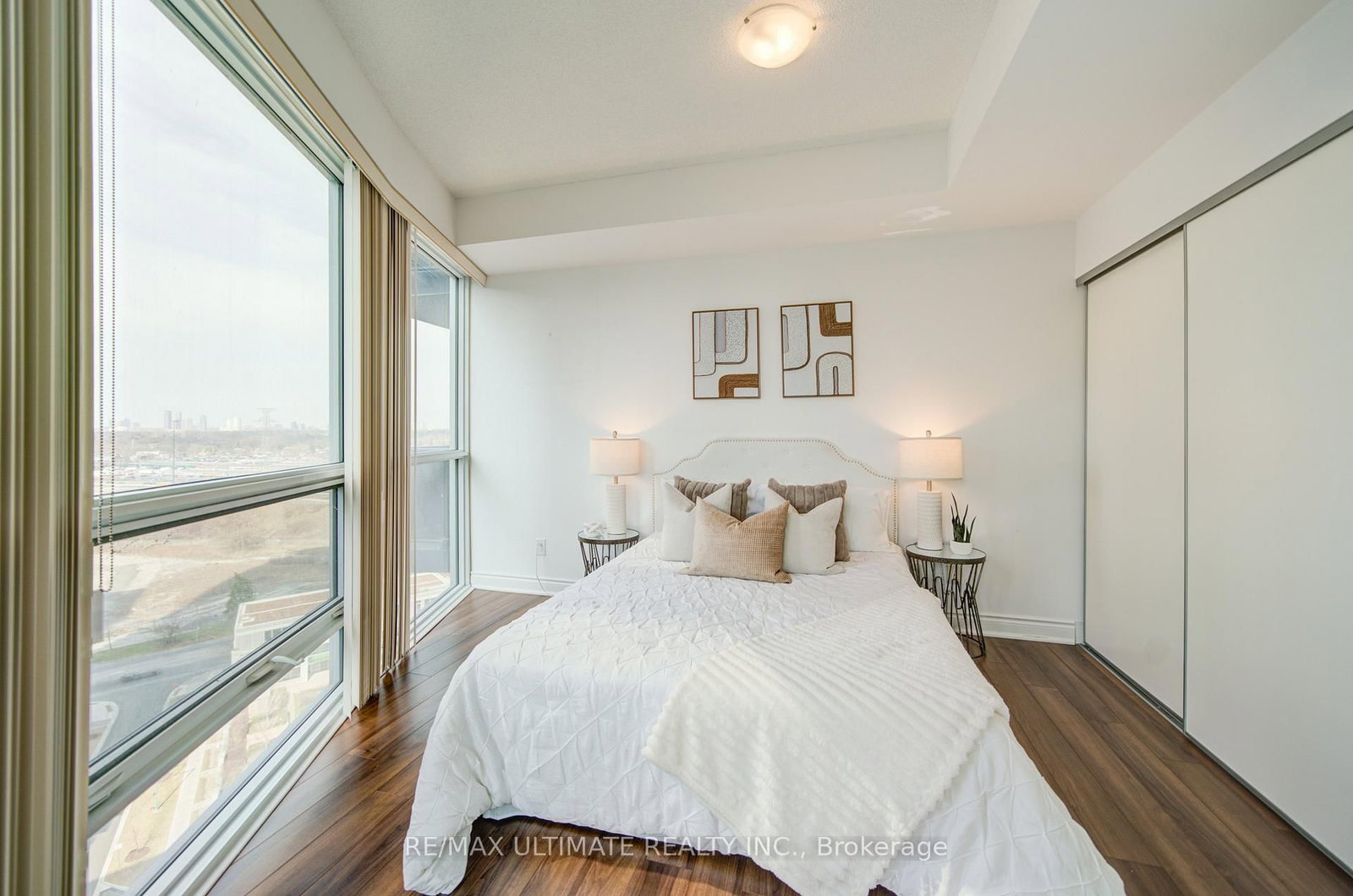 80 Marine Parade Drive N, Unit 1706 - Photo 13