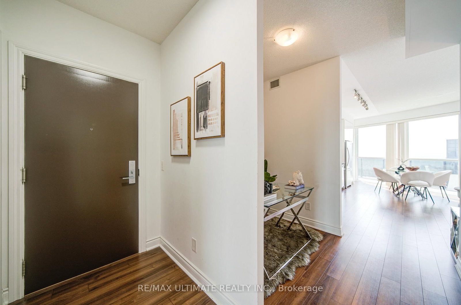 80 Marine Parade Drive N, Unit 1706 - Photo 5
