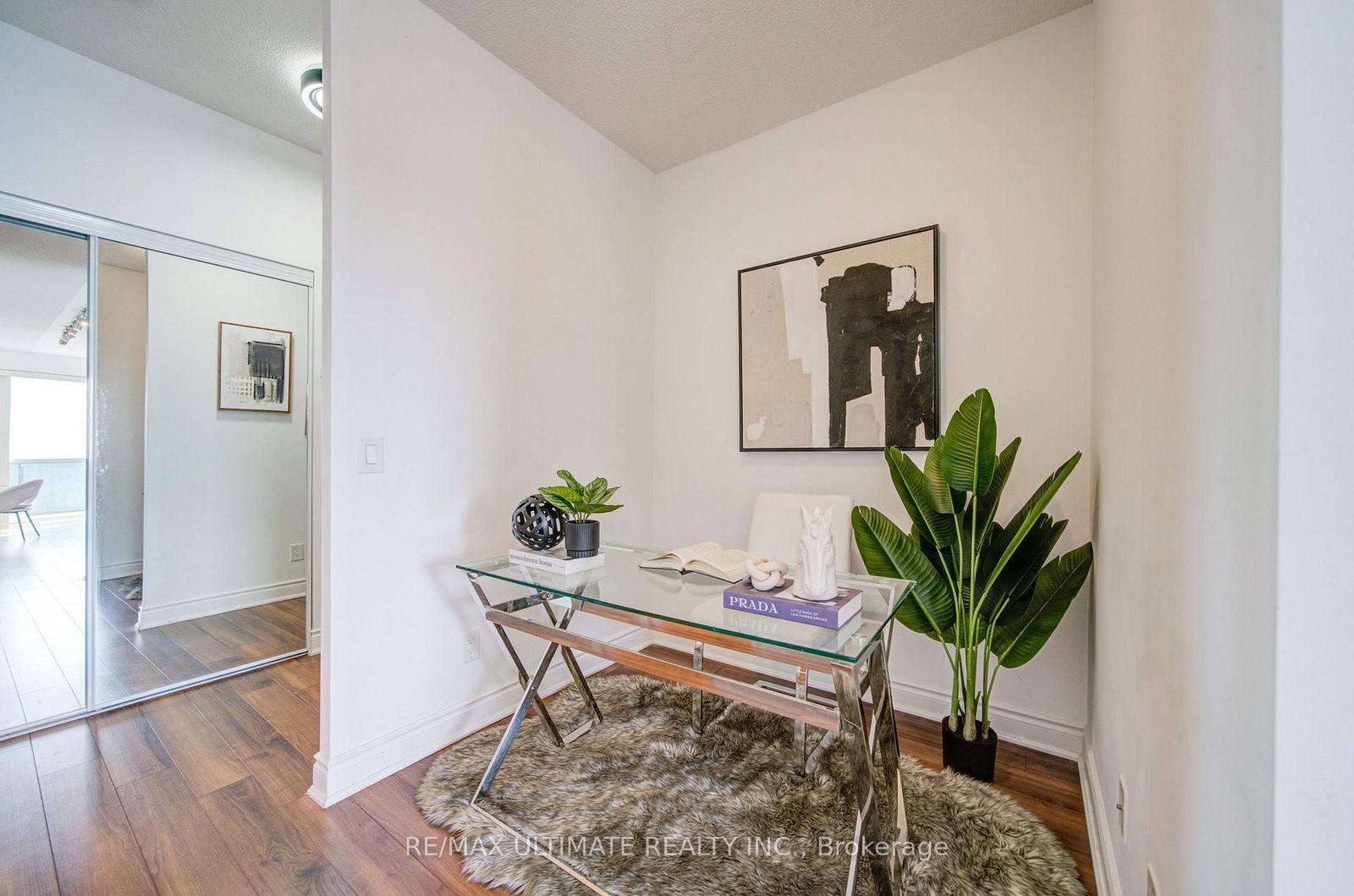 80 Marine Parade Drive N, Unit 1706 - Photo 6