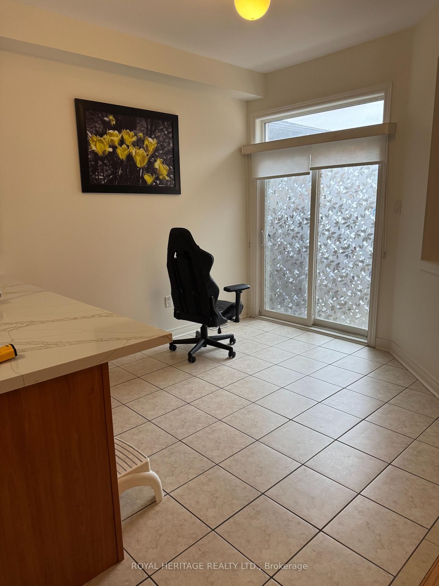 49 Everingham Circle, Unit Main - Photo 4