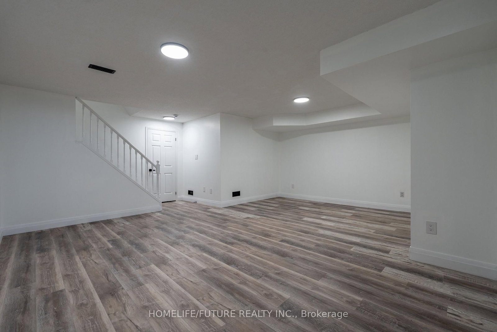 Townhouse for sale at 136 Manley Lane, Milton, Ontario, L9T 5N9 - Dempsey - MLS: W12985836