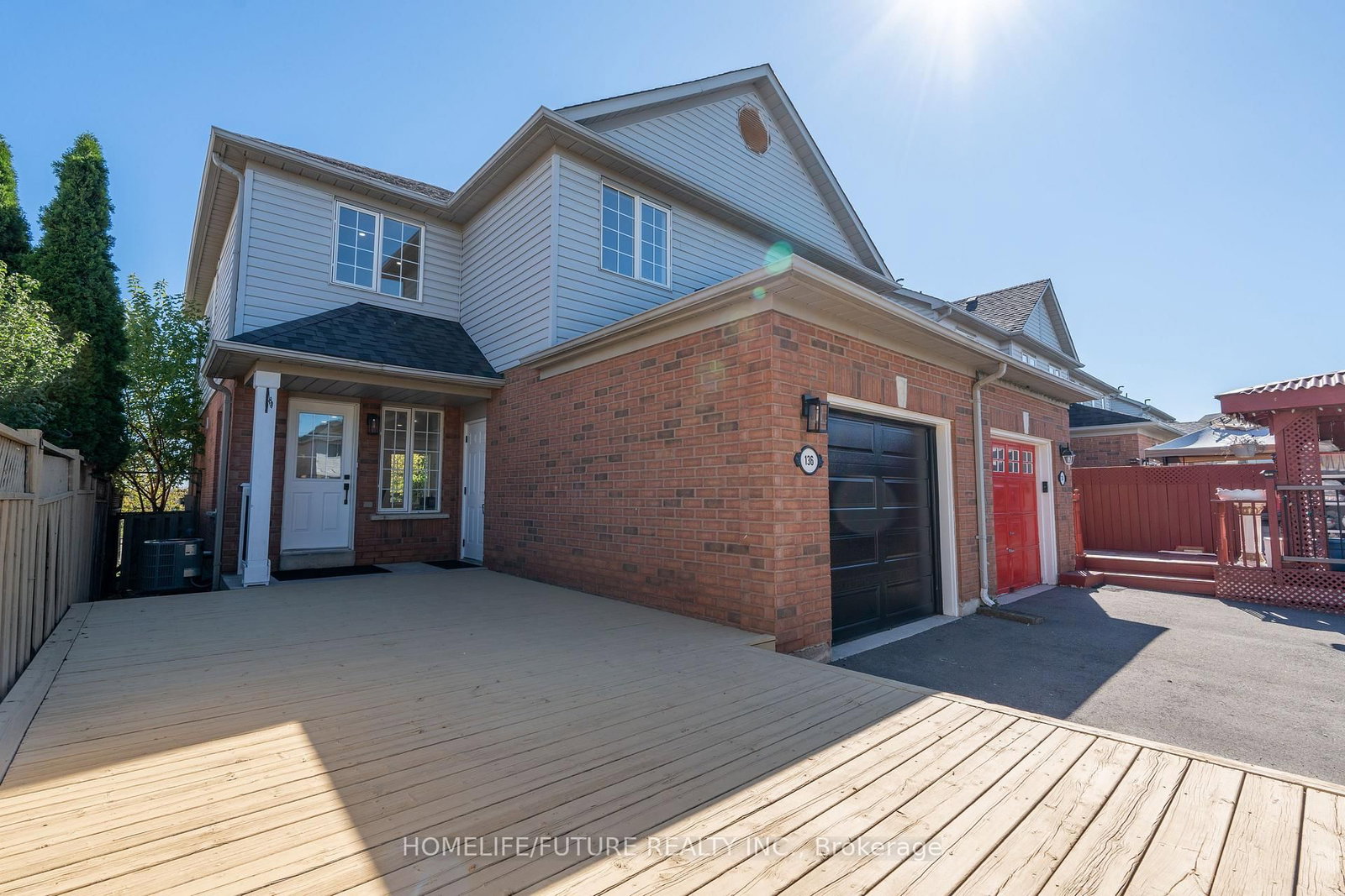 Townhouse for sale at 136 Manley Lane, Milton, Ontario, L9T 5N9 - Dempsey - MLS: W12985836