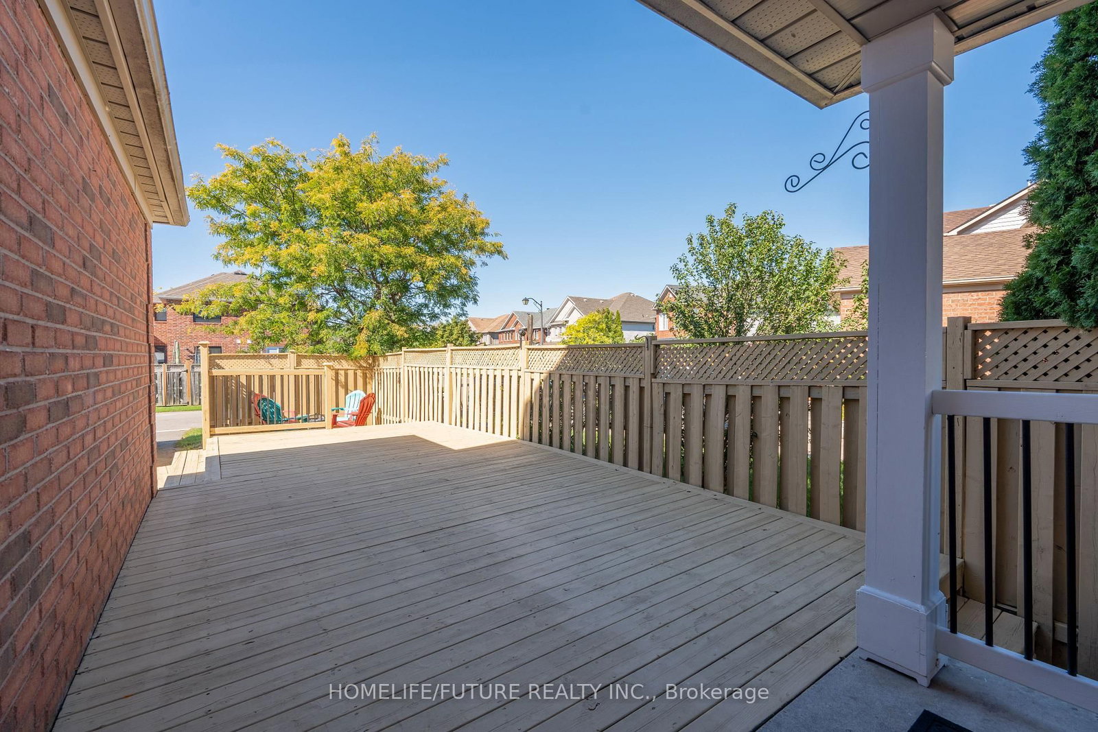 Townhouse for sale at 136 Manley Lane, Milton, Ontario, L9T 5N9 - Dempsey - MLS: W12985836