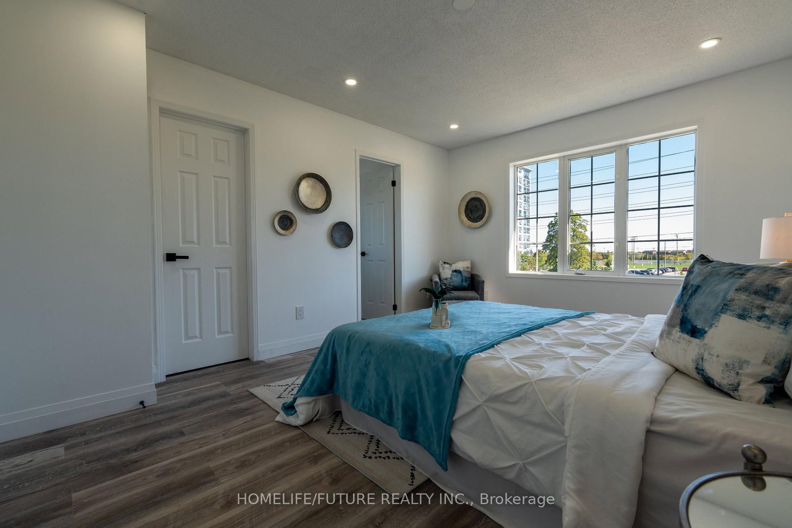 Townhouse for sale at 136 Manley Lane, Milton, Ontario, L9T 5N9 - Dempsey - MLS: W12985836