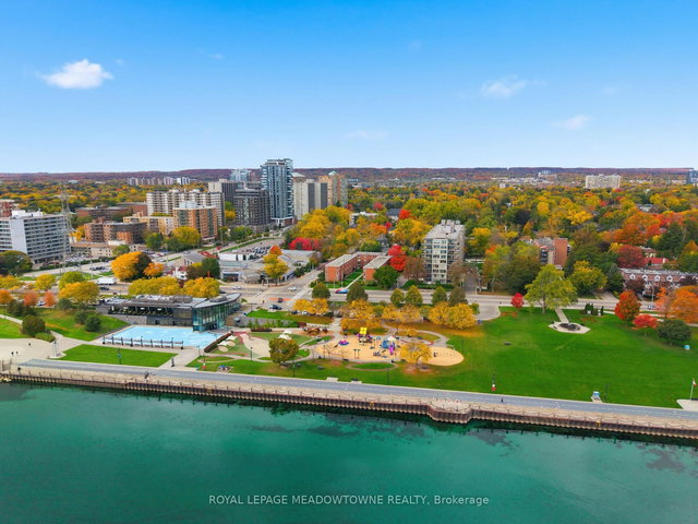 15 - 1351 Lakeshore Road