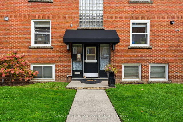 15 - 1351 Lakeshore Road