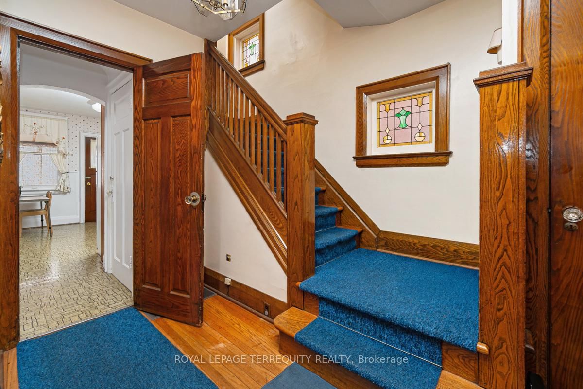 Detached House for sale at 59 Ostend Avenue, Toronto, Ontario, M6S 1L5 - High Park-Swansea - MLS: W12985876