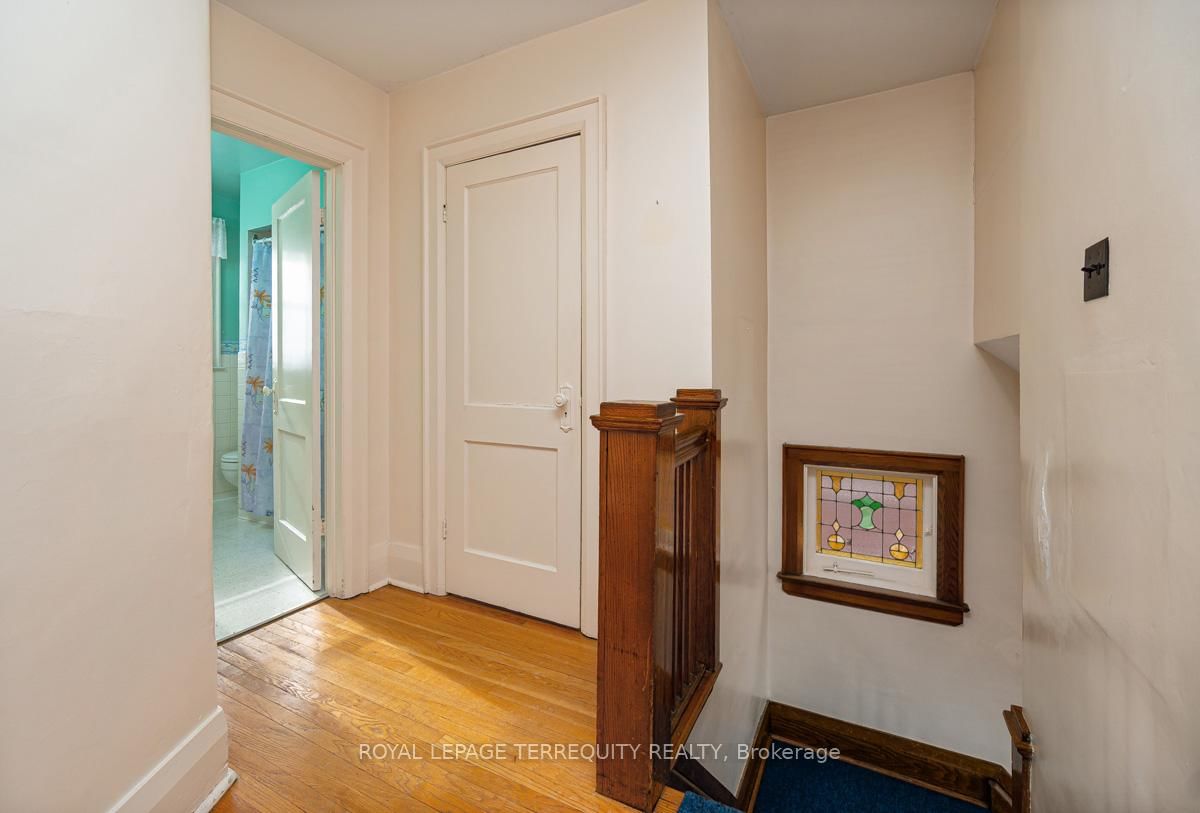 Detached House for sale at 59 Ostend Avenue, Toronto, Ontario, M6S 1L5 - High Park-Swansea - MLS: W12985876