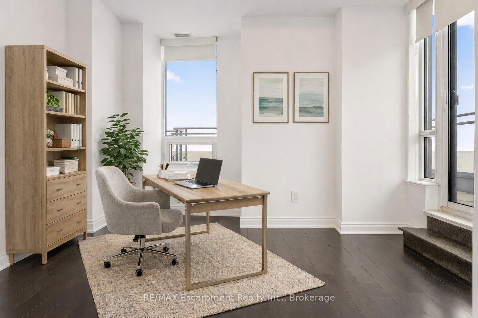 3500 Lakeshore Road W, Unit 827 - Photo 10